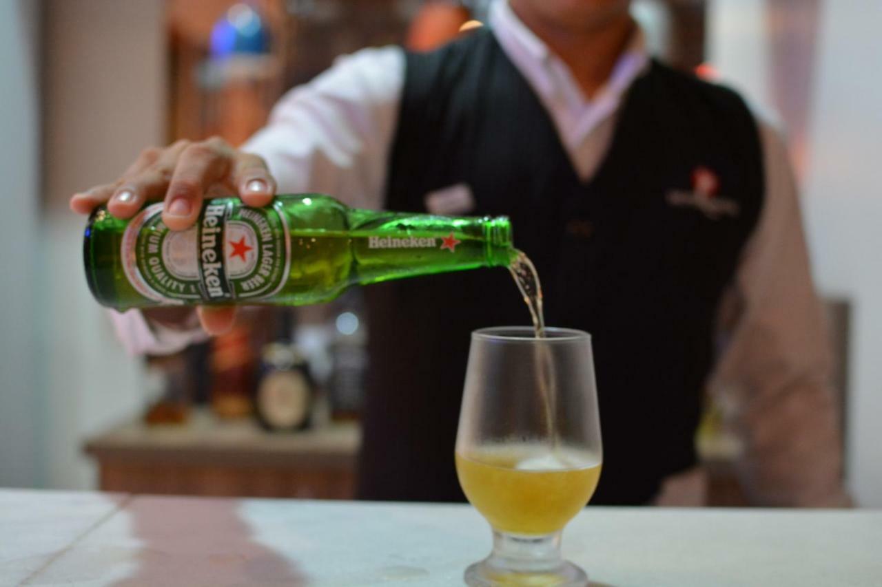 麦阿尼酒店 戈亚尼亚 外观 照片